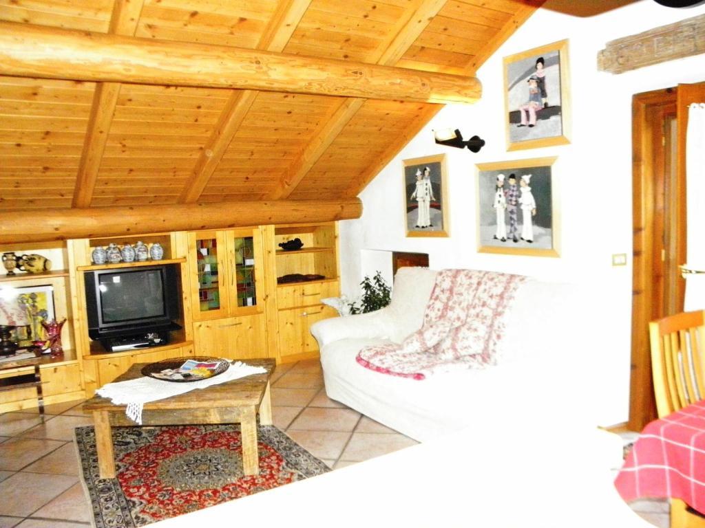 Mountain Chalet Milly Ливиньо Стая снимка